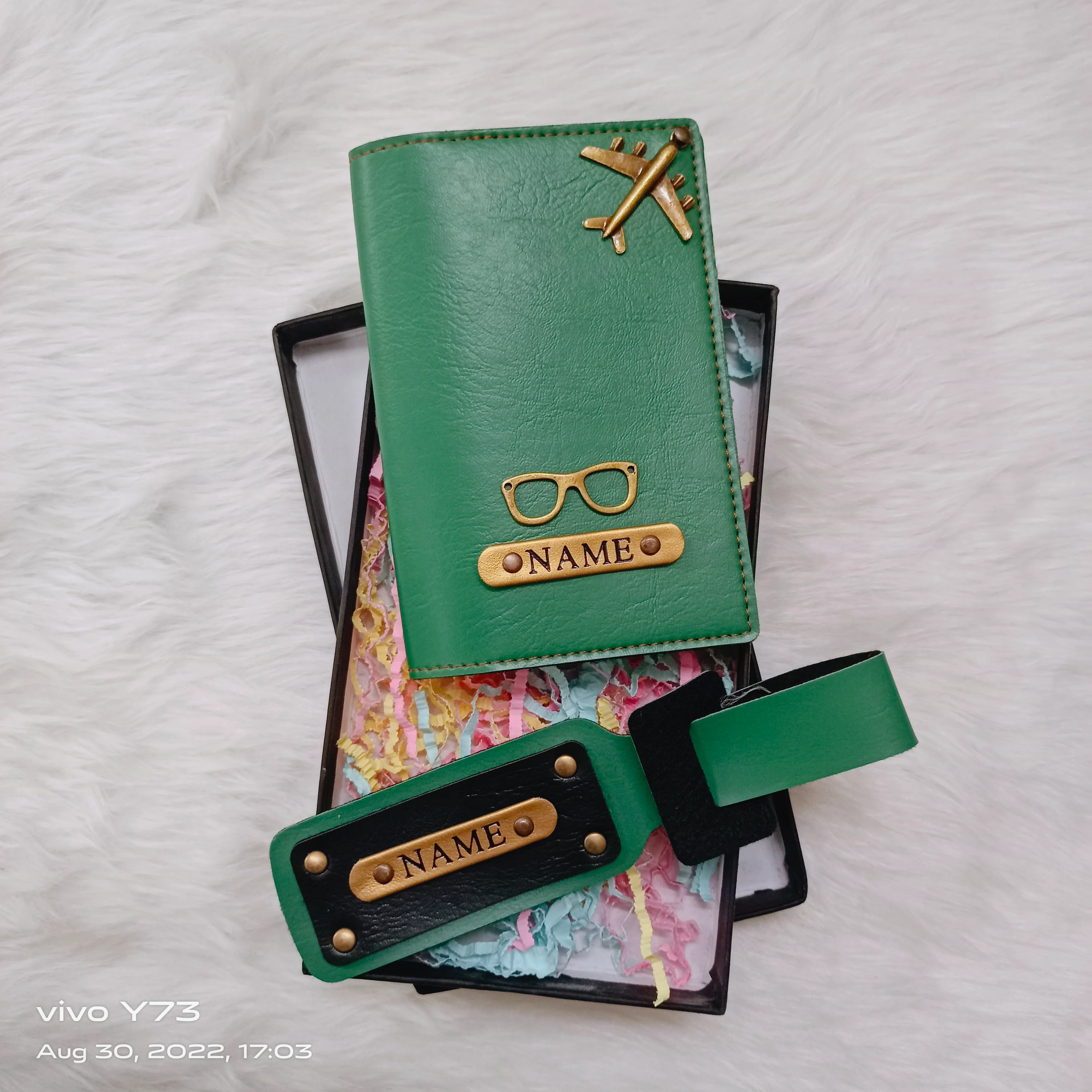 Set of Customised Passport Cover and Luggage Tag - Image 6
